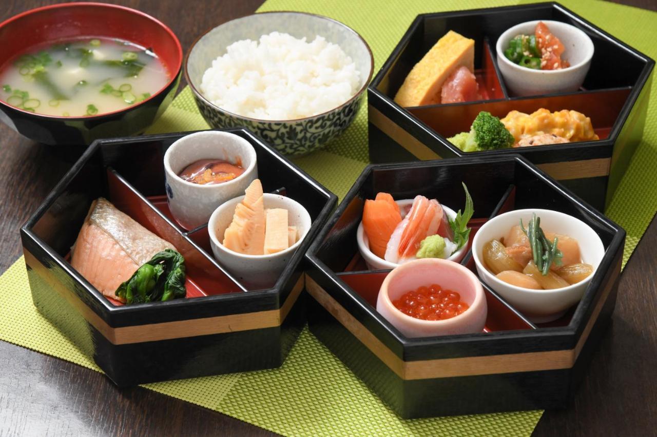 Ana Holiday Inn Sapporo Susukino By Ihg Exteriör bild