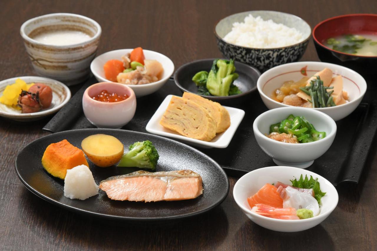 Ana Holiday Inn Sapporo Susukino By Ihg Exteriör bild